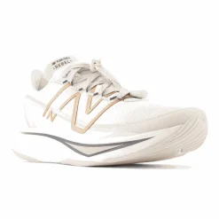 BUTYBIEGOWE|AKTYWNOSE|BIEGANIE*New Balance BUTYBIEGOWE|AKTYWNOSE|BIEGANIE Buty damskie FuelCell Rebel v3 Permafrost WFCXWW3 – białe