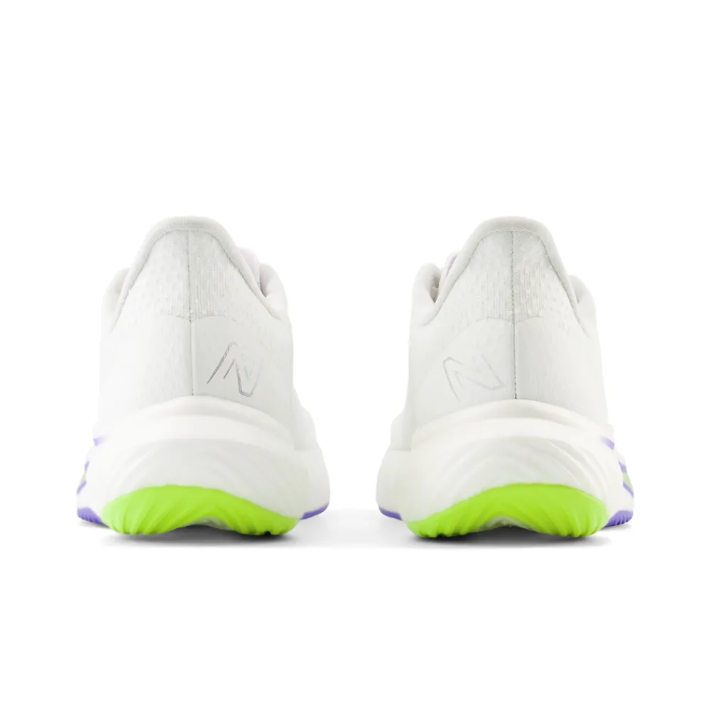 BUTYBIEGOWE|AKTYWNOSE|BIEGANIE*New Balance BUTYBIEGOWE|AKTYWNOSE|BIEGANIE Buty damskie FuelCell Rebel v3 WFCXCC3 – białe