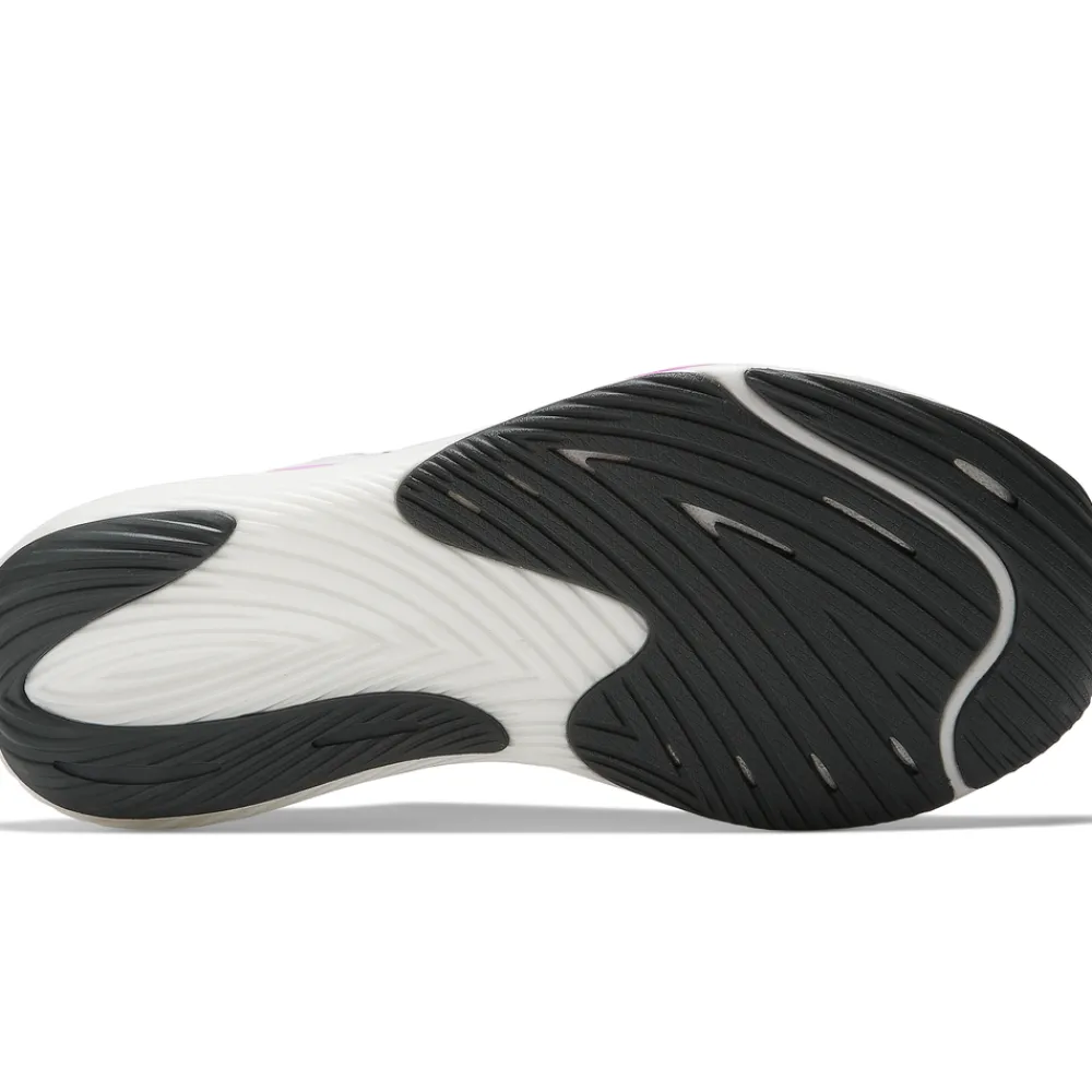 BUTYBIEGOWE|AKTYWNOSE|BIEGANIE*New Balance BUTYBIEGOWE|AKTYWNOSE|BIEGANIE Buty damskie FuelCell Rebel v3 WFCXCW3 – białe