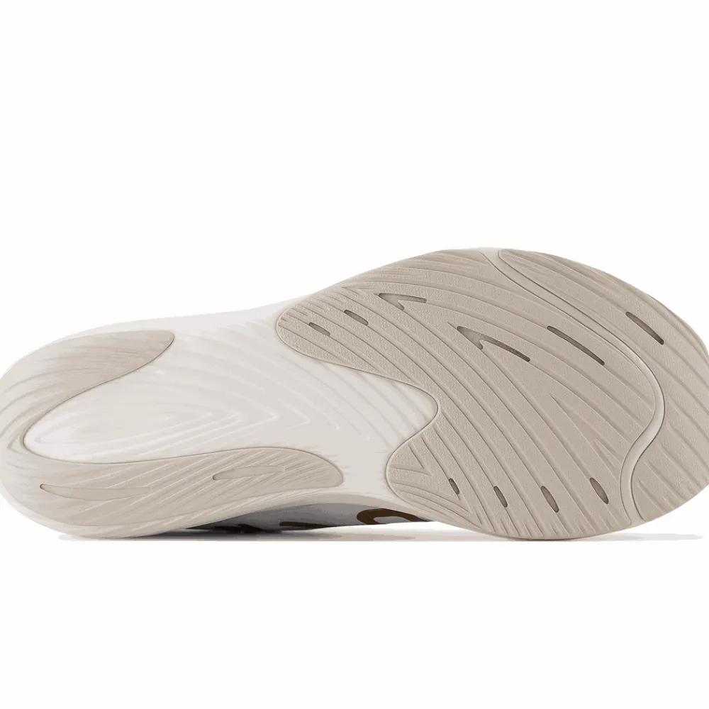 BUTYBIEGOWE|AKTYWNOSE|BIEGANIE*New Balance BUTYBIEGOWE|AKTYWNOSE|BIEGANIE Buty męskie FuelCell Rebel v3 Permafrost MFCXWW3 – beżowe
