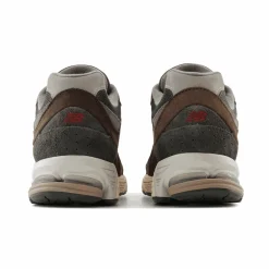 New Balance Buty męskie M2002RLY – brązowe