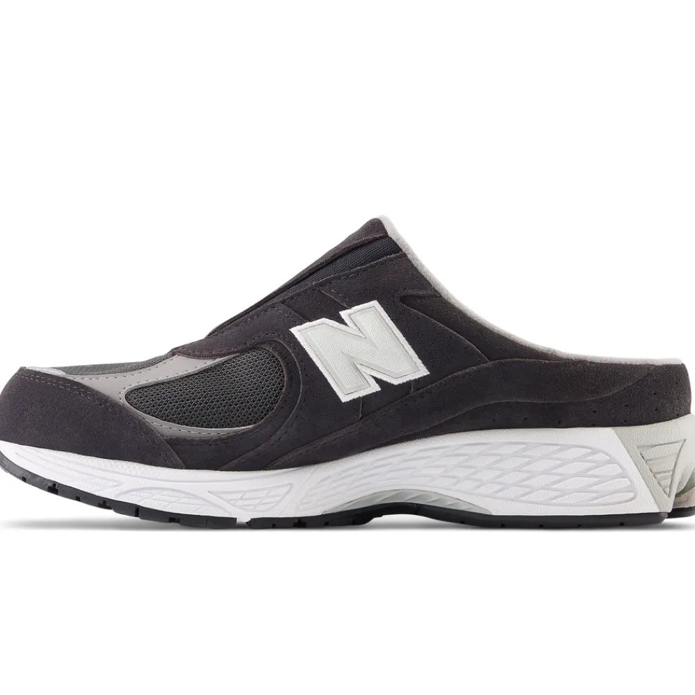 New Balance Buty męskie M2002RMC – czarne