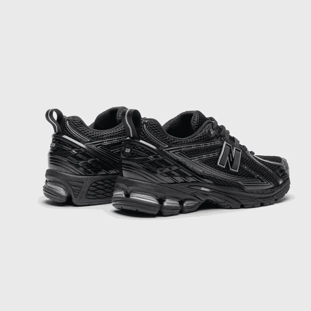 New Balance Buty unisex M1906RCH – czarne