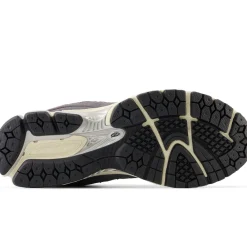 New Balance Buty unisex M2002RSH – szare