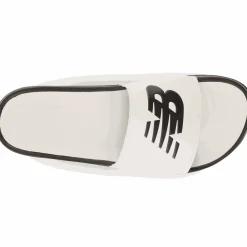 New Balance Klapki unisex SUF200B2 – czarno–białe