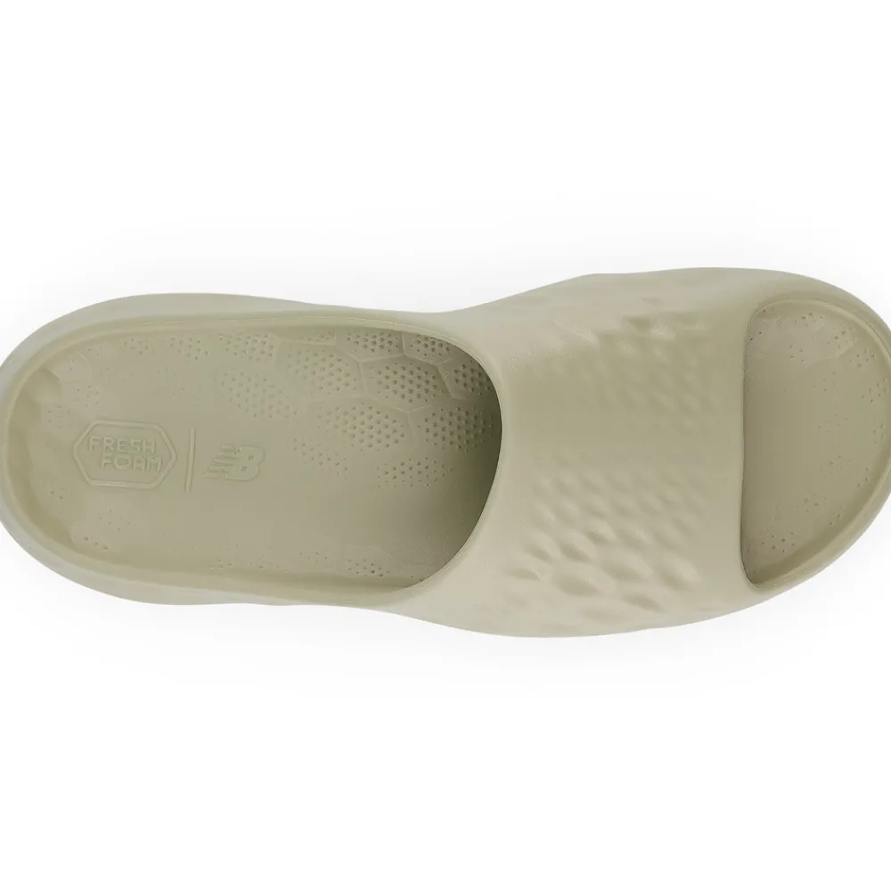 New Balance Klapki unisex SUFHUPC3 – beżowe