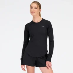 ODZIEZ BIEGOWA|BIEGANIE*New Balance ODZIEZ BIEGOWA|BIEGANIE Koszulka damska WT31282BK – czarna