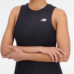 ODZIEZ BIEGOWA|BIEGANIE*New Balance ODZIEZ BIEGOWA|BIEGANIE Koszulka damska WT33280BK – czarna
