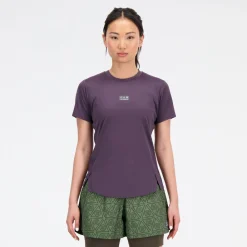ODZIEZ BIEGOWA|BIEGANIE*New Balance ODZIEZ BIEGOWA|BIEGANIE Koszulka damska WT33277ILL – fioletowa