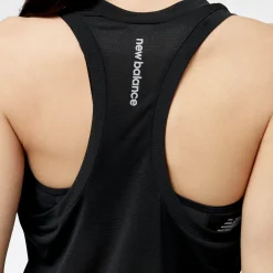 ODZIEZ BIEGOWA|BIEGANIE*New Balance ODZIEZ BIEGOWA|BIEGANIE Koszulka damska WT23220BK – czarna