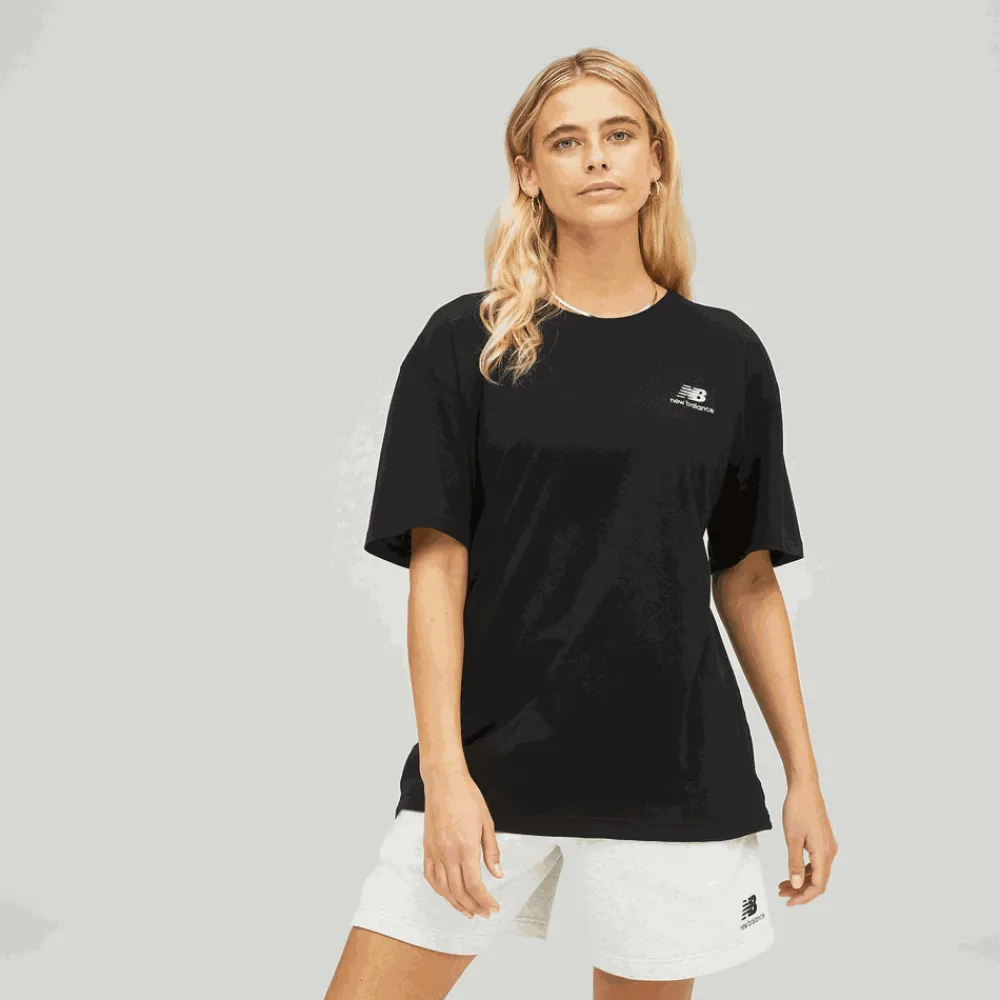 New Balance Koszulka UT21503BK – czarna