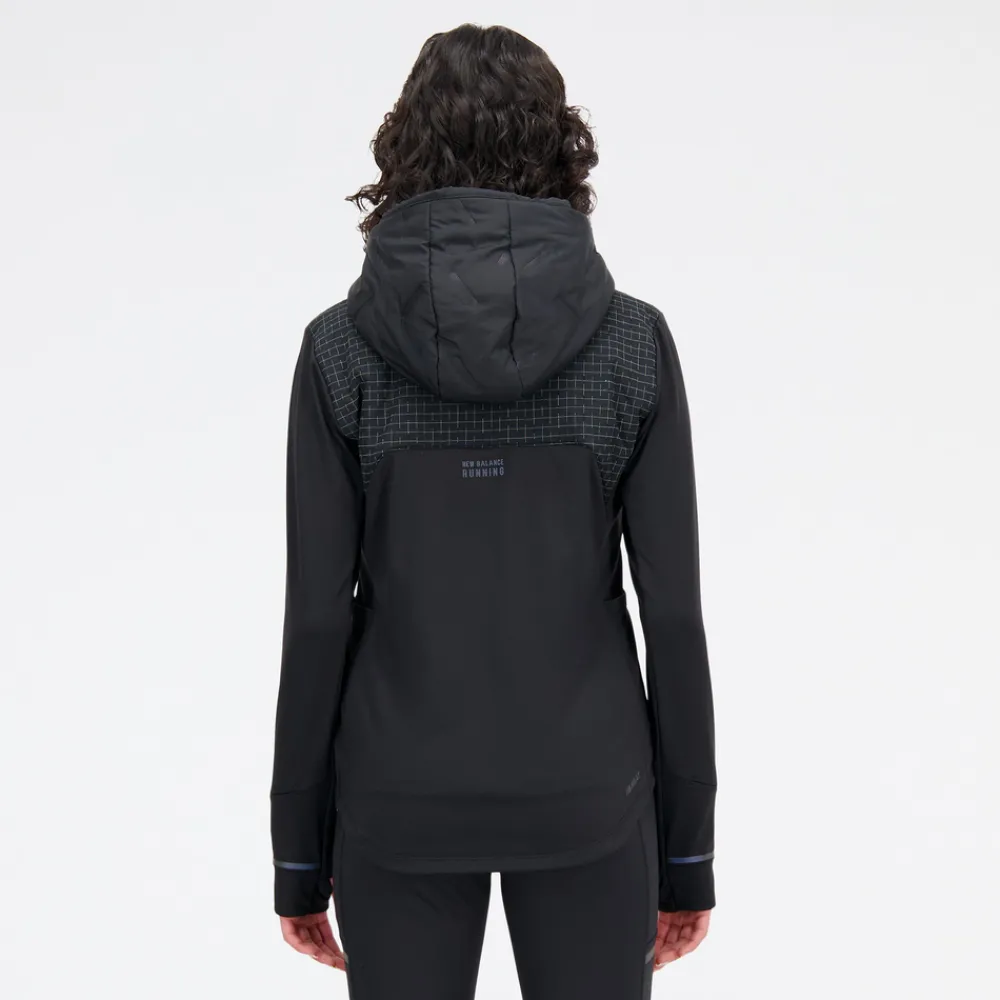 ODZIEZ BIEGOWA|BIEGANIE*New Balance ODZIEZ BIEGOWA|BIEGANIE Kurtka damska WJ33256BK – czarna