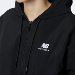 ODZIEZ BIEGOWA|BIEGANIE*New Balance ODZIEZ BIEGOWA|BIEGANIE Kurtka WJ21500BK – czarna