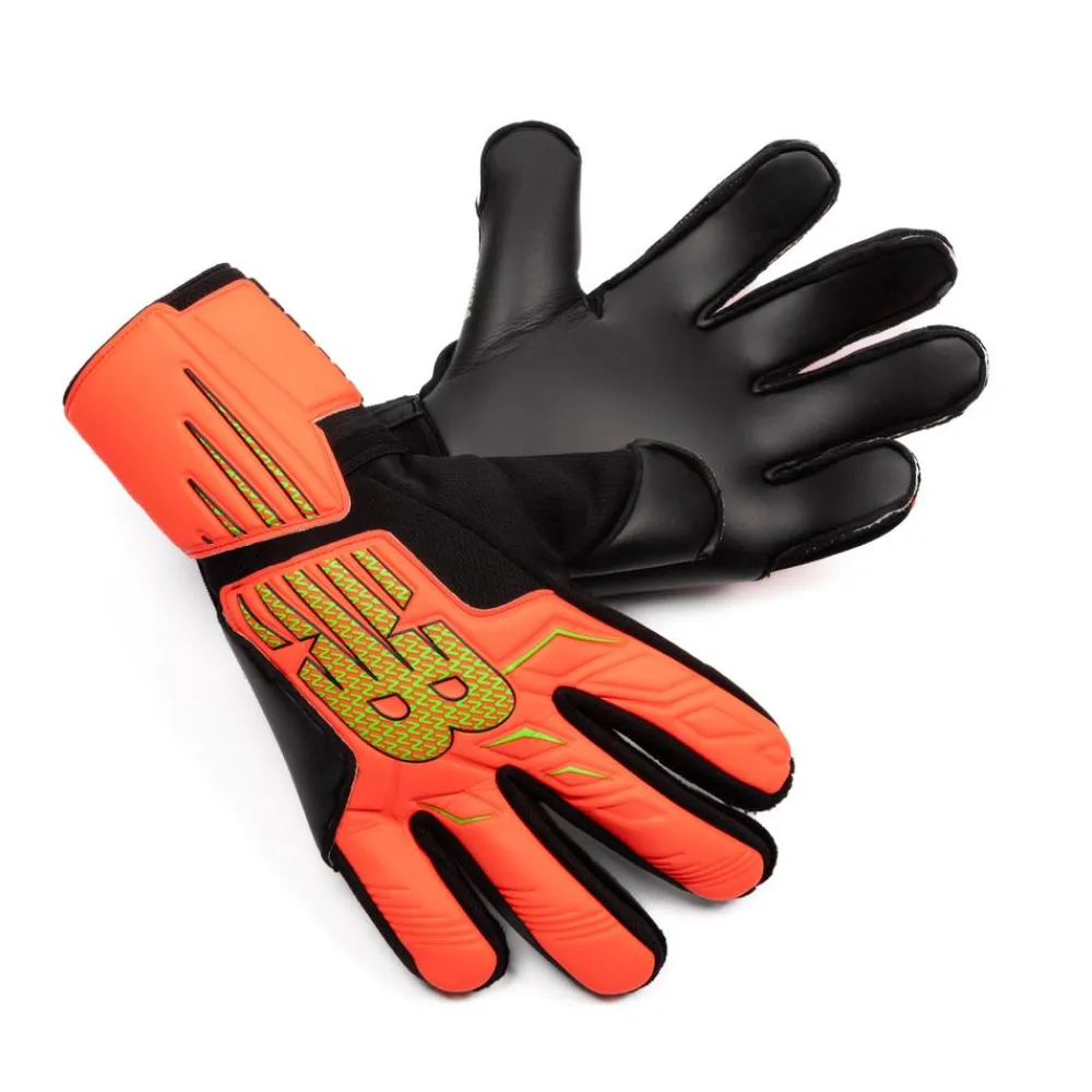 PIKANOENA|AKCESOIA*New Balance PIKANOENA|AKCESOIA Rękawice bramkarskie GK23176MNBP – pomarańczowe
