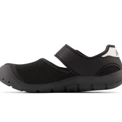 New Balance Sandały dziecięce YO208SB2 – czarne