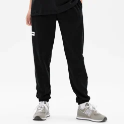 New Balance Spodnie unisex UP23503BK – czarne